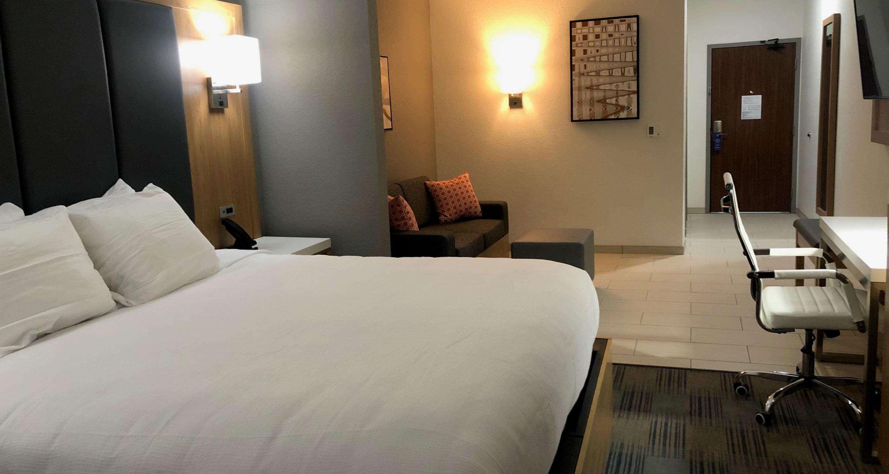 La Quinta Inn & Suites By Wyndham Coralville Iowa City المظهر الخارجي الصورة