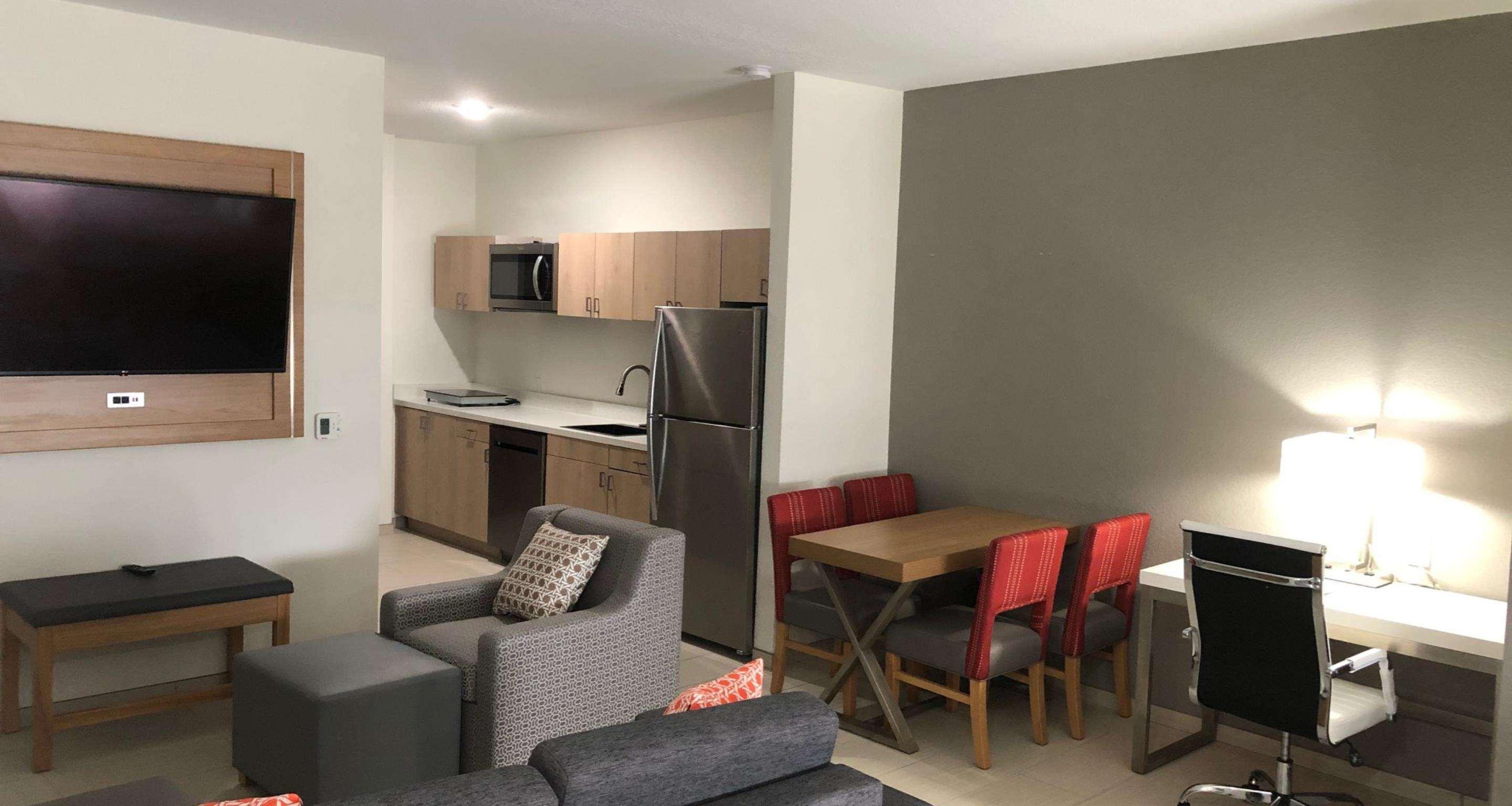 La Quinta Inn & Suites By Wyndham Coralville Iowa City المظهر الخارجي الصورة
