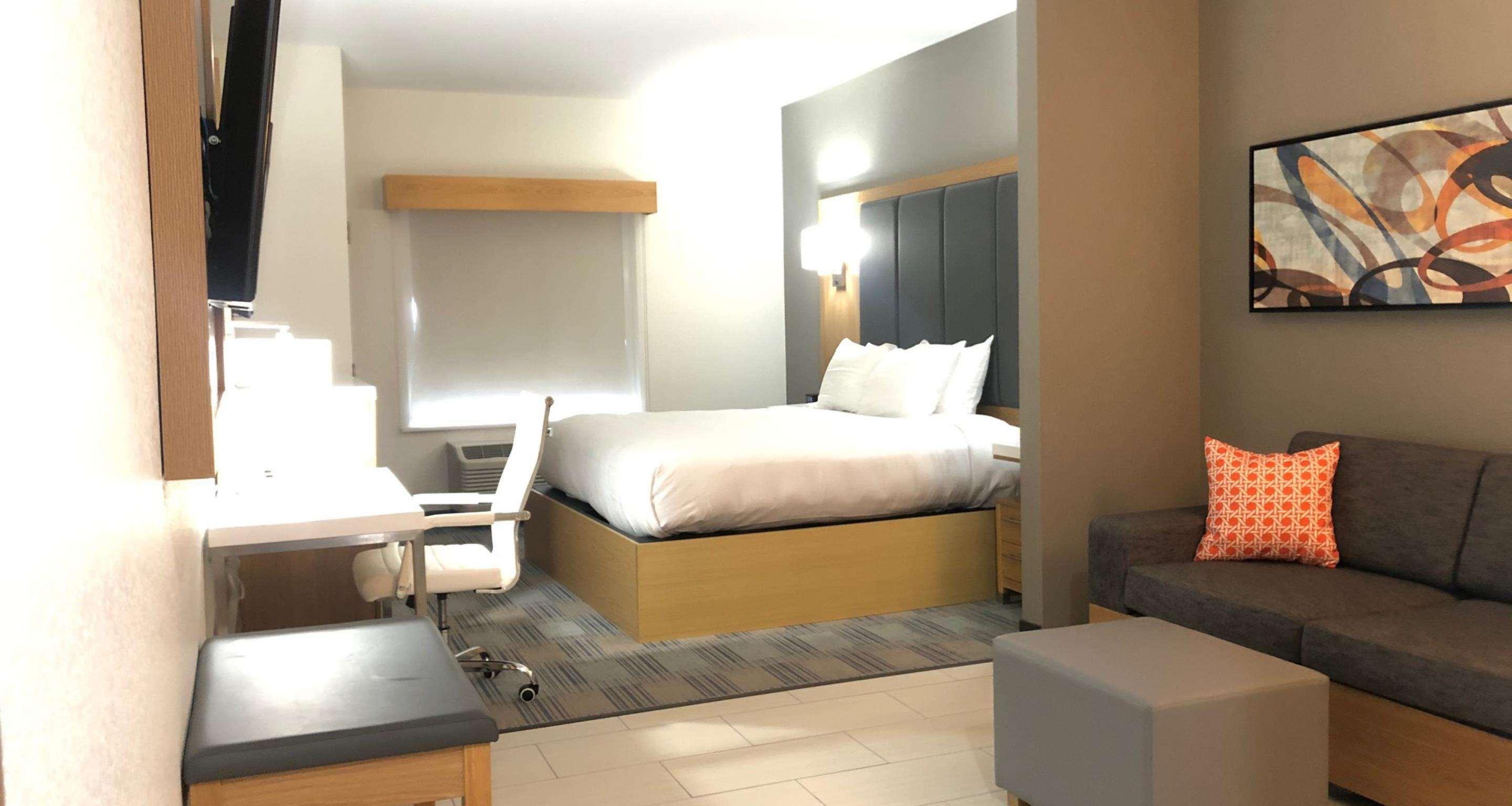 La Quinta Inn & Suites By Wyndham Coralville Iowa City المظهر الخارجي الصورة