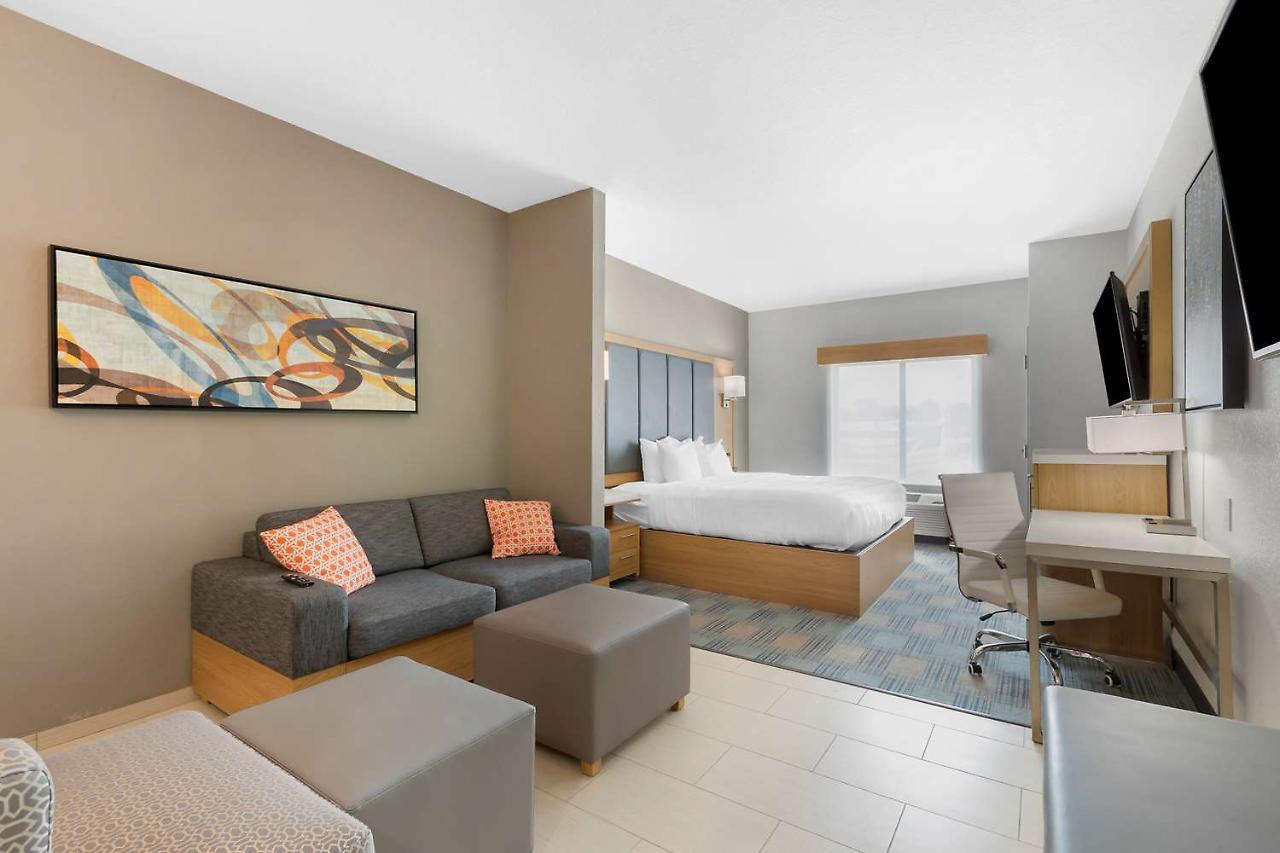La Quinta Inn & Suites By Wyndham Coralville Iowa City المظهر الخارجي الصورة