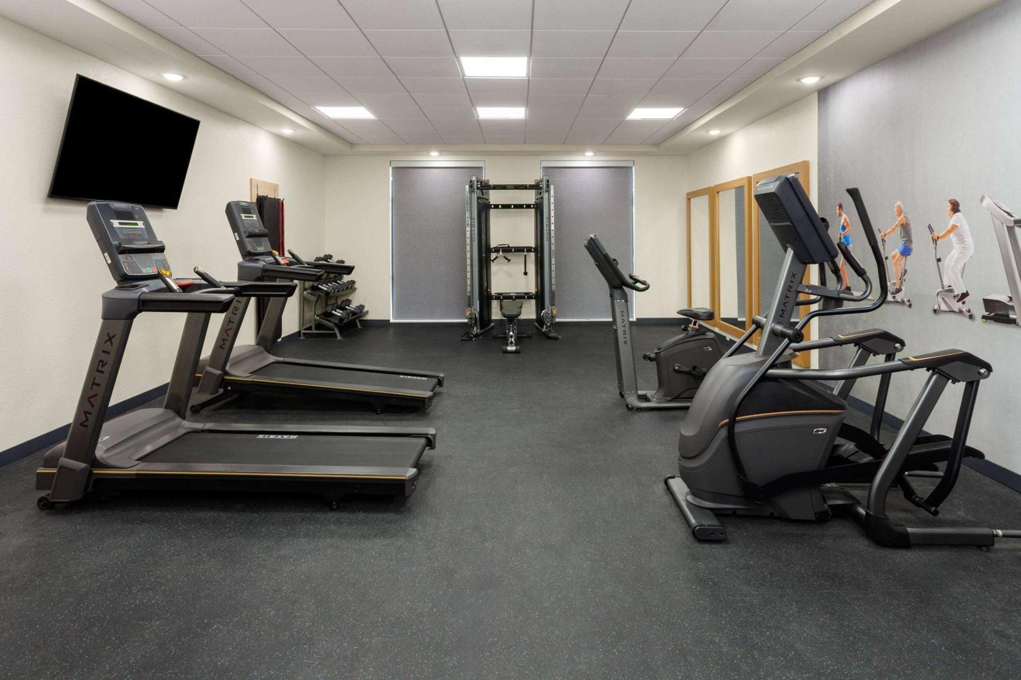 La Quinta Inn & Suites By Wyndham Coralville Iowa City المظهر الخارجي الصورة
