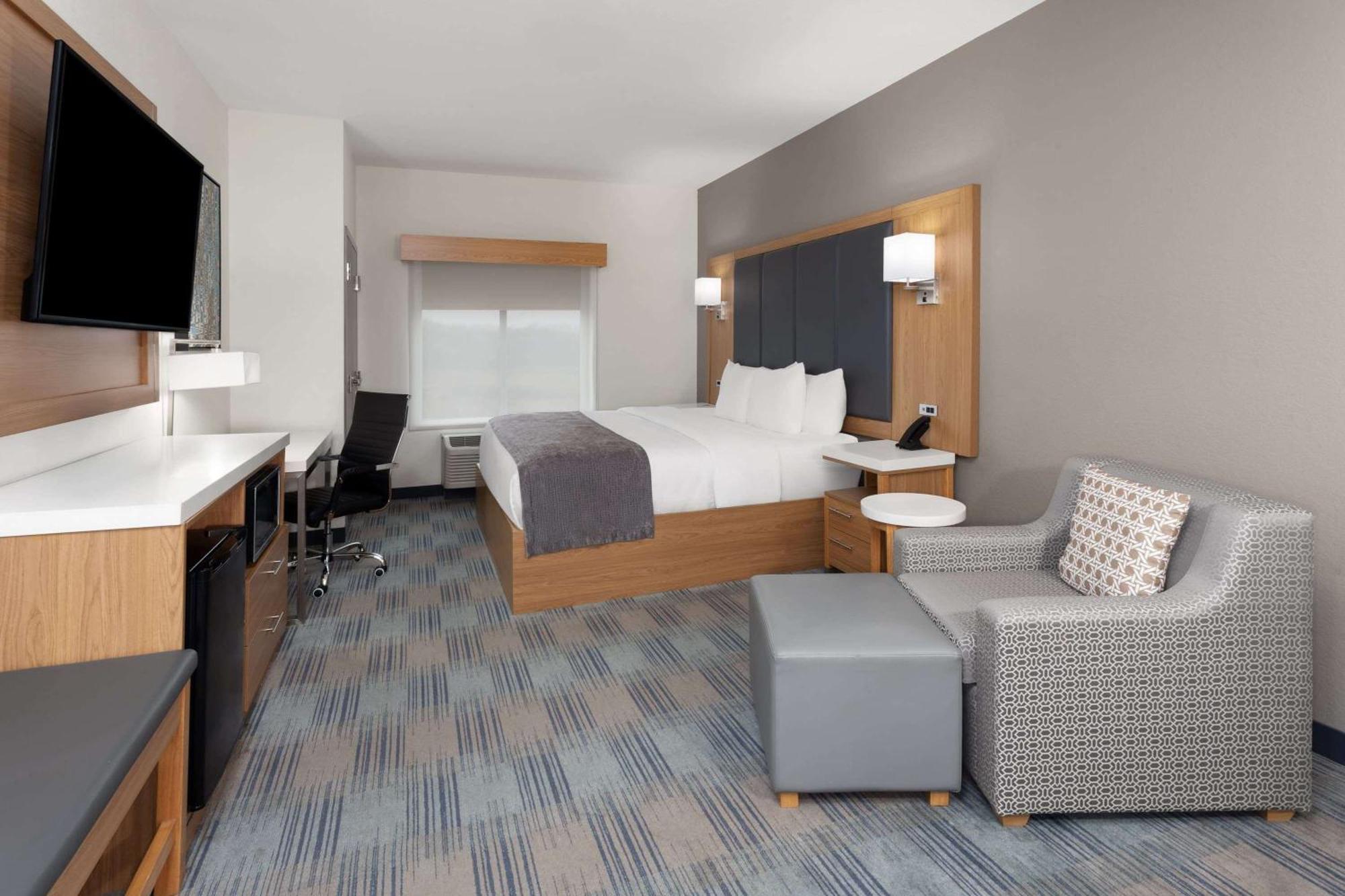 La Quinta Inn & Suites By Wyndham Coralville Iowa City المظهر الخارجي الصورة
